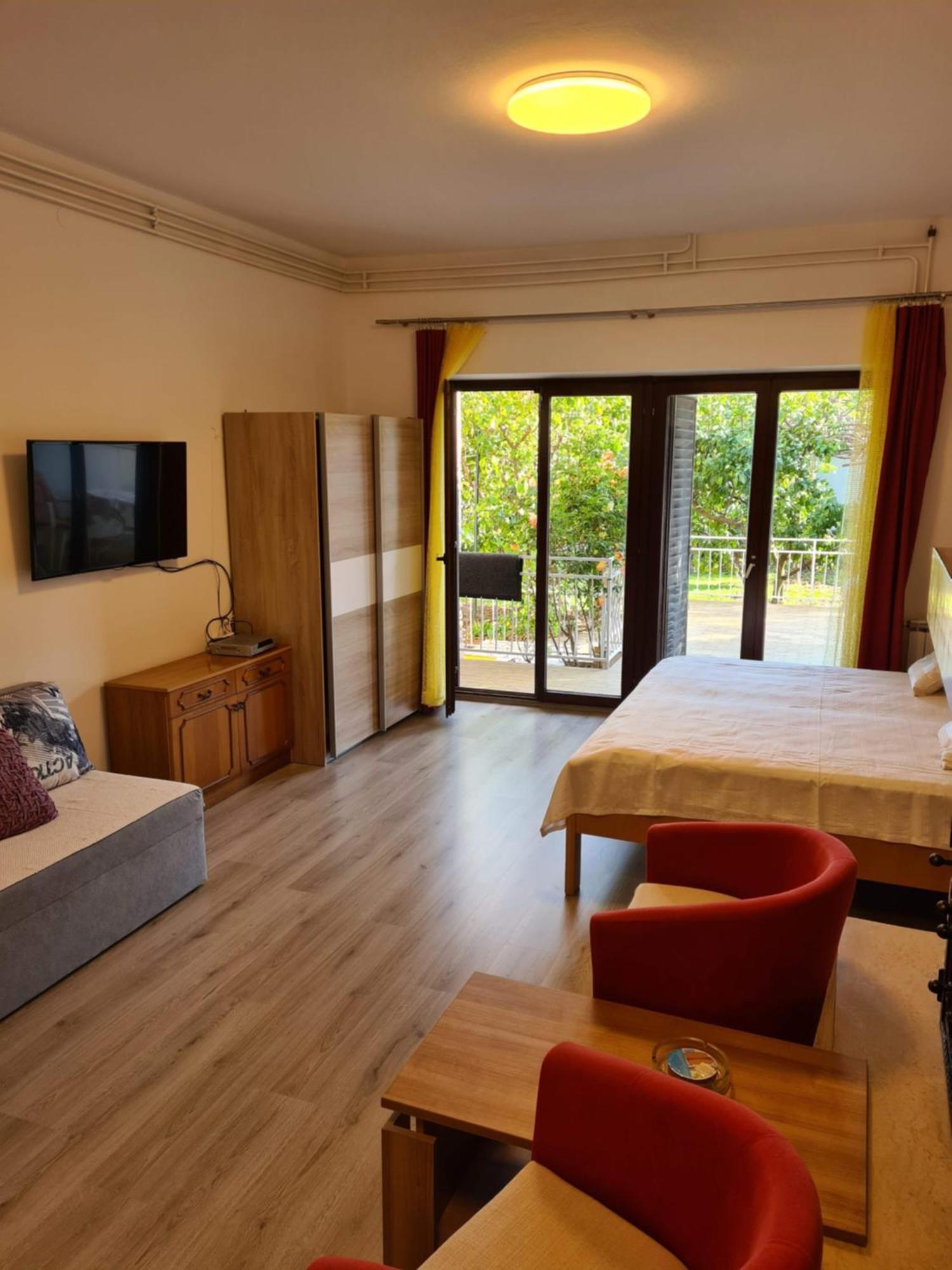 Ana Apartment